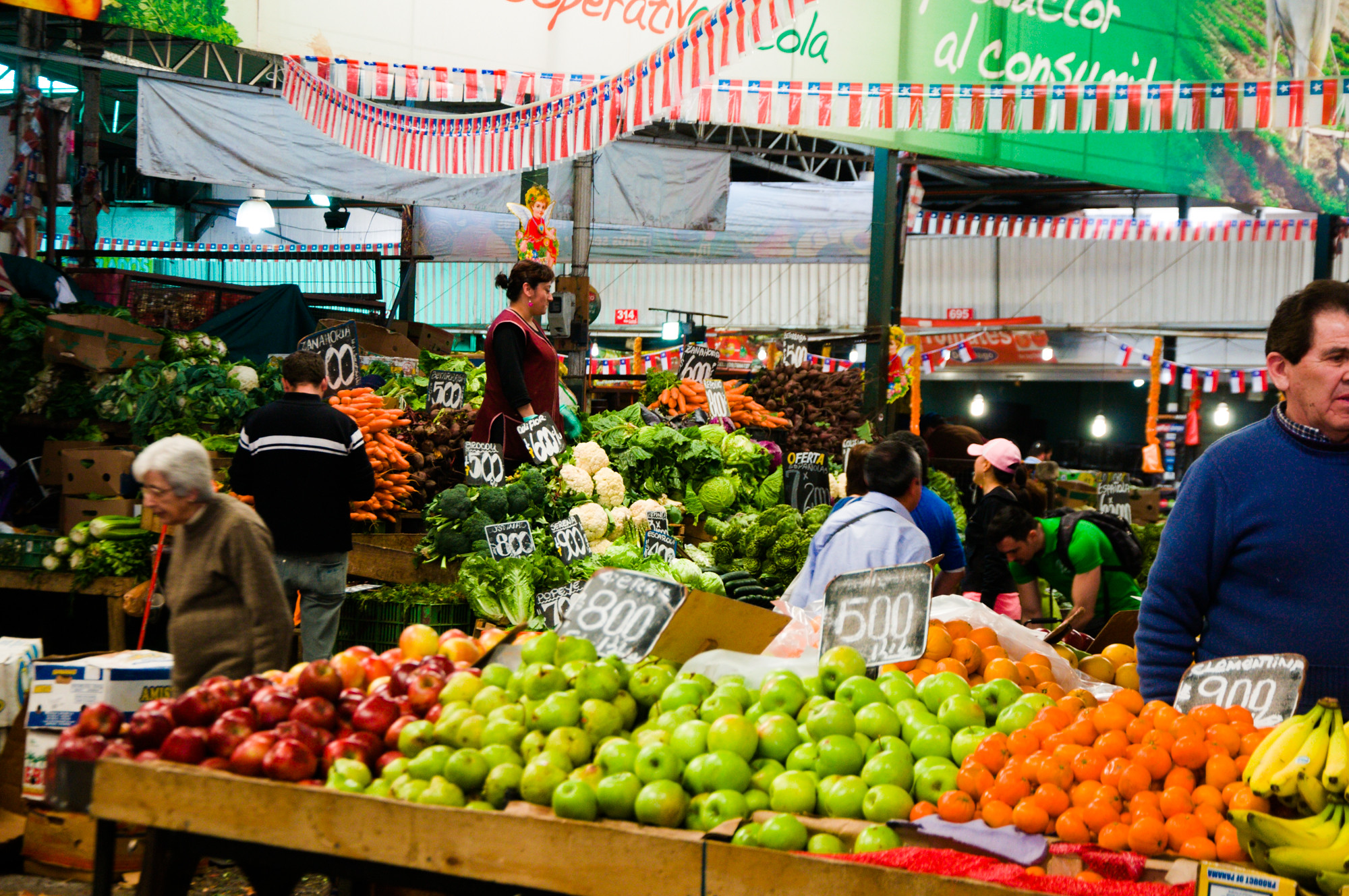 Fruit vendors in Santiago Chile